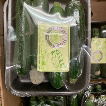 ALDI - Moldy produce everywhere - Grocery Near Me - Chicago, Illinois