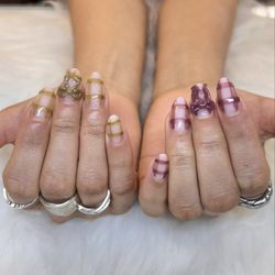 P & G Nails Salon
