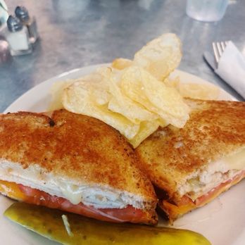 Queenie's Plus - Grilled Turkey - American Near Me - Tulsa, Oklahoma