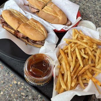 Firestone Grill - Tri-Tip Sandwich Fries - Basket - Barbeque Near Me - San Luis Obispo, California