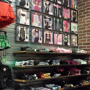 Spencer's - Spencer Gifts in Carolina Place - Gift Shops Near Me - Pineville, North Carolina Spencer's - Spencer Gifts in Carolina Place - Gift Shops Near Me - Pineville, North Carolina