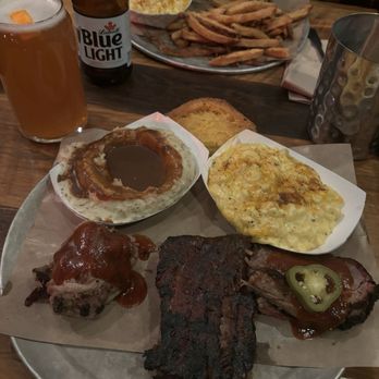 Dinosaur Bar-B-Que - Tres Niños combo plate with mashed potatoes and Mac and Cheese - Barbeque Near Me - Syracuse, New York Dinosaur Bar-B-Que - Tres Niños combo plate with mashed potatoes and Mac and Cheese - Barbeque Near Me - Syracuse, New York