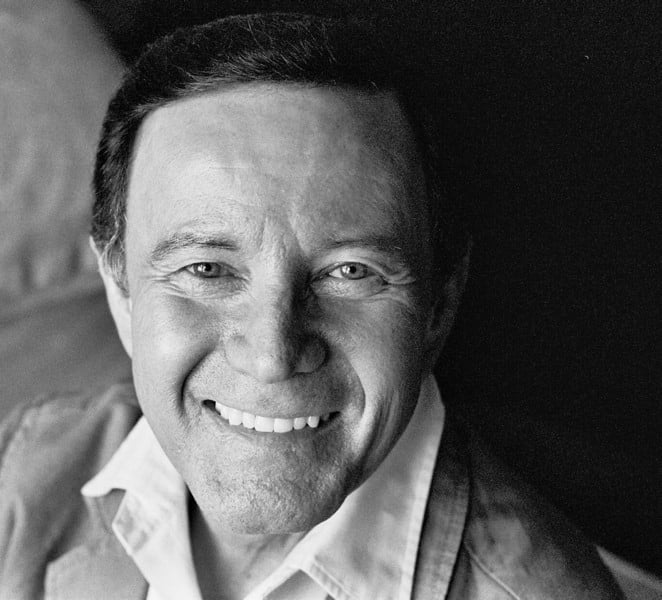 Lee's Haircutting Logo