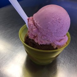Fast Jacks - Gelato-small choco and strawberry