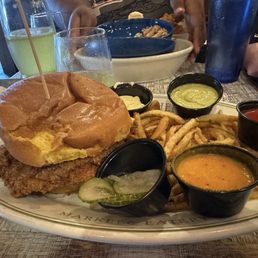 Southern Fried Chicken Sandwich Southern Fried Chicken Sandwich