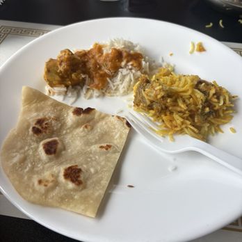 Golden India - Garlic Naan, Chicken Curry, and Lamb Biryani - Indian Near Me - Memphis, Tennessee Golden India - Garlic Naan, Chicken Curry, and Lamb Biryani - Indian Near Me - Memphis, Tennessee