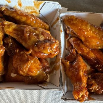 Buffalo Wild Wings - Mango habanero & Asian zing - Chicken Wings Near Me - Lee's Summit, Missouri Buffalo Wild Wings - Mango habanero & Asian zing - Chicken Wings Near Me - Lee's Summit, Missouri