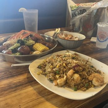 Red Crab - Family Style dining - Seafood Near Me - Jacksonville, Florida