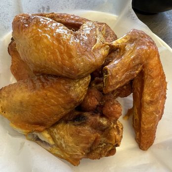 Big Fun Cafe - Fried Crispy Chicken Wings - Cantonese Near Me - Quincy, Massachusetts