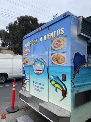 Mariscos 4 Vientos by null
