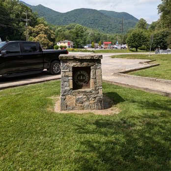 Parham Memorial Park - Parham Memorial Park, Maggie Valley - Parks Near Me - Maggie Valley, North Carolina