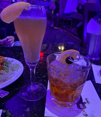 French 75 Bar by null