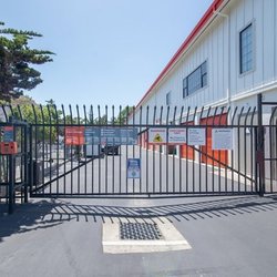 Public Storage