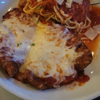 Vittoria - Veal Parmesan w/ Spaghetti - Italian Near Me - Powell, Ohio Vittoria - Veal Parmesan w/ Spaghetti - Italian Near Me - Powell, Ohio