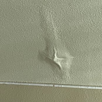 Lafayette Commons Apartments - Water damage, put in several calls for repair. - Apartments Near Me - Lafayette, California Lafayette Commons Apartments - Water damage, put in several calls for repair. - Apartments Near Me - Lafayette, California