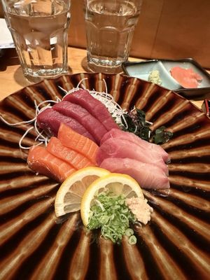 Izakaya mayumi by null