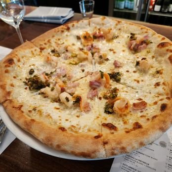 Sixty Vines - New American Near Me - Orlando, Florida
