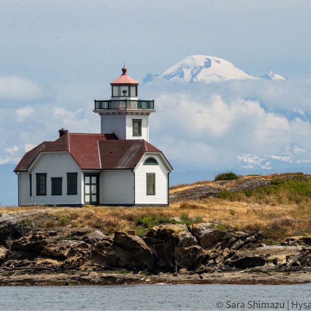Maya's Legacy Whale Watching - Patos island lighthouse and mt baker (image from Sara Shimazu) - Whale Watching Tours Near Me - Friday Harbor, Washington Maya's Legacy Whale Watching - Patos island lighthouse and mt baker (image from Sara Shimazu) - Whale Watching Tours Near Me - Friday Harbor, Washington