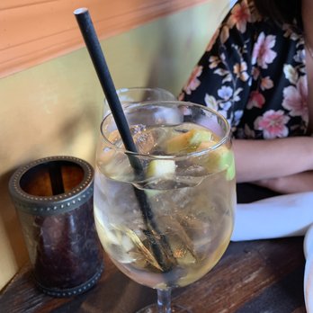 Santiago's Bodega - White sangria - Tapas Bars Near Me - Orlando, Florida Santiago's Bodega - White sangria - Tapas Bars Near Me - Orlando, Florida