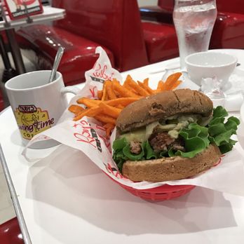 Ruby's Diner - Diners Near Me - Laguna Beach, California Ruby's Diner - Diners Near Me - Laguna Beach, California