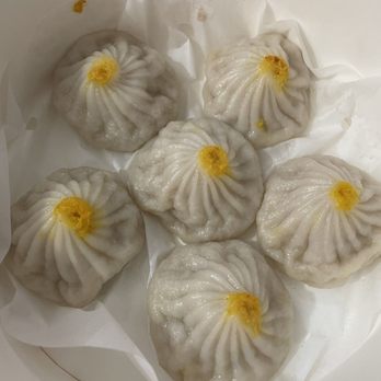 Nan Xiang Express - Crabmeat and X2. Crab Meat & Pork Soup Dumplings - Shanghainese Near Me - Forest Hills, New York Nan Xiang Express - Crabmeat and X2. Crab Meat & Pork Soup Dumplings - Shanghainese Near Me - Forest Hills, New York