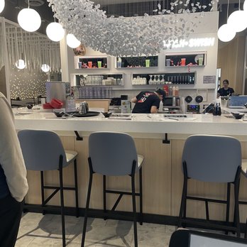 Swish Swish - Bar seating inside - Hot Pot Near Me - Lynnwood, Washington