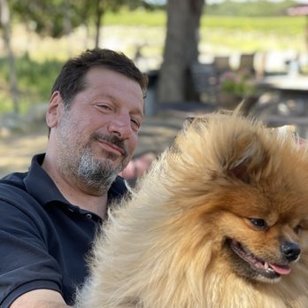 Kiamie Wine Cellars - Greg and his love for dogs - Wineries Near Me - Paso Robles, California Kiamie Wine Cellars - Greg and his love for dogs - Wineries Near Me - Paso Robles, California