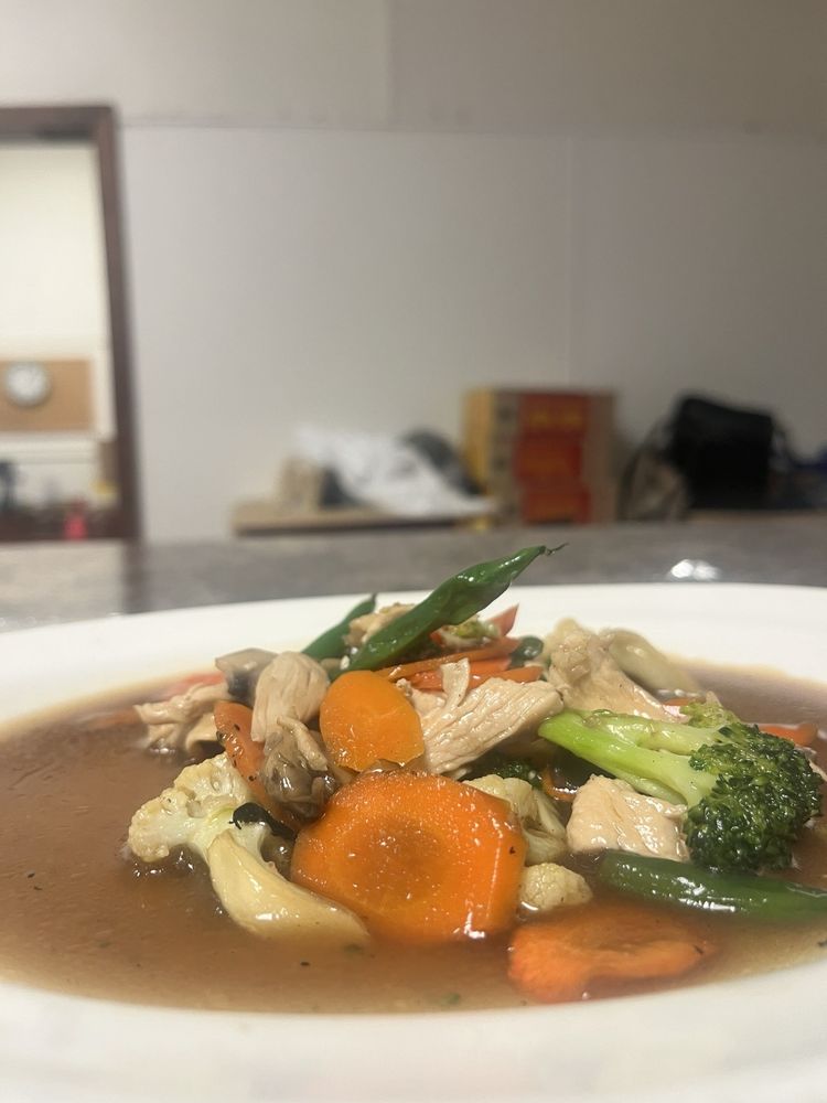 Opa Thai restaurant Logo