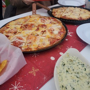Digs on McCarthy - Thin crust pepperoni pizza and gluten free sausage pizza - American Near Me - Lemont, Illinois