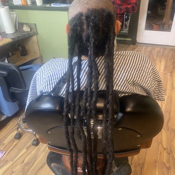 Knot Em Up Dreads - All done and clean - Hair Stylists Near Me - Las Vegas, Nevada Knot Em Up Dreads - All done and clean - Hair Stylists Near Me - Las Vegas, Nevada