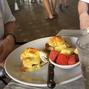EJ's Bayfront Cafe - Naples - New American Near Me - Naples, Florida