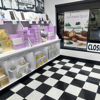 See's Candies - Candy Stores Near Me - Saratoga, California