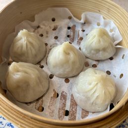 Meaty Soupy Dumplings 6pcs Meaty Soupy Dumplings 6pcs
