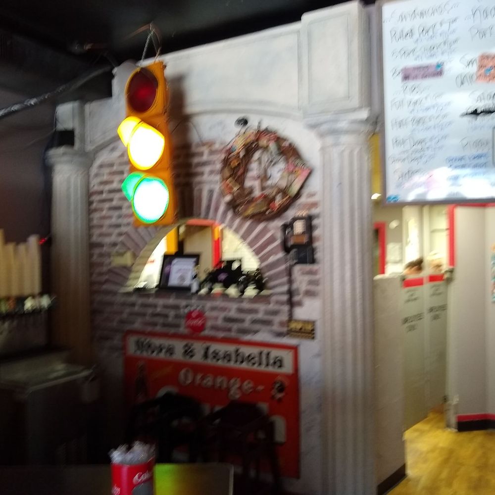 Combs BBQ Central - Back drop to counter - Barbeque Near Me - Middletown, Ohio Combs BBQ Central - Back drop to counter - Barbeque Near Me - Middletown, Ohio
