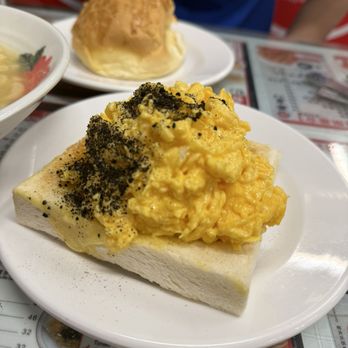 華星冰室 - Hong Kong Style Cafe Near Me - Hong Kong, HK 華星冰室 - Hong Kong Style Cafe Near Me - Hong Kong, HK