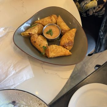 Avenue Brunch House - Breakfast egg rolls - Breakfast & Brunch Near Me - Dearborn, Michigan