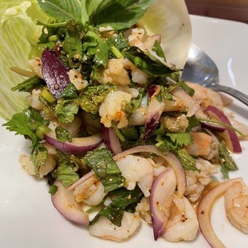 Emon's Thai Cafe - Thai Near Me - Naples, Florida Emon's Thai Cafe - Thai Near Me - Naples, Florida
