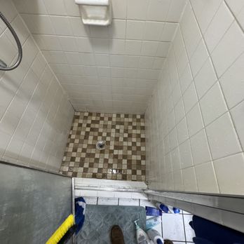 Good guy rug cleaning - *AFTER* Standing shower tile and grout cleaning in cedarhurst new york. Five towns nassau county - Carpet Cleaning Near Me - Cedarhurst, New York Good guy rug cleaning - *AFTER* Standing shower tile and grout cleaning in cedarhurst new york. Five towns nassau county - Carpet Cleaning Near Me - Cedarhurst, New York
