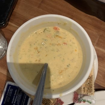 Cheddar's Scratch Kitchen - Broccoli Cheese Soup - American Near Me - Sugar Land, Texas
