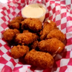 Smoking GOAT Pub - Cheese Curds