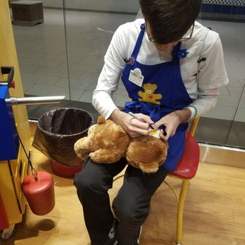 Build-A-Bear Workshop - Toy Stores Near Me - Garden City, New York