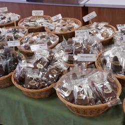 Ibach's Candy by the Sea - Packed homemade chocolates