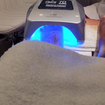 Hatch Nail Bar - Nail Salons Near Me - Suffolk, Virginia