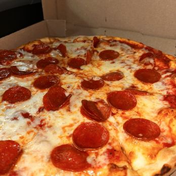 Italiano's Restaurant - Pepperoni pizza - Italian Near Me - Humble, Texas Italiano's Restaurant - Pepperoni pizza - Italian Near Me - Humble, Texas