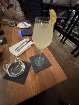 Quadrant Bar & Lounge by null