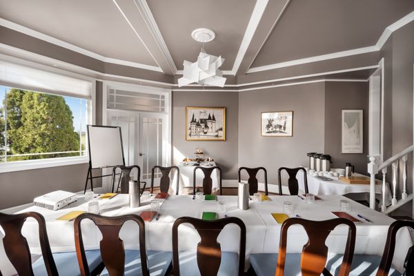 L'Auberge Provencale Inn & Restaurant by null