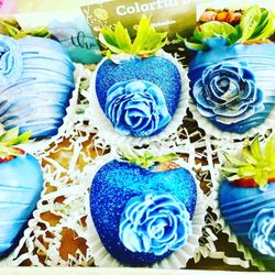 Colorful Berries - Edible blue glitter chocolate covered strawberries