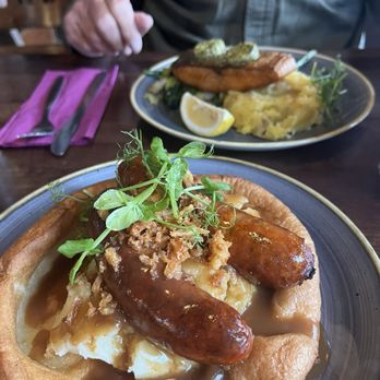 The Fiddler's Arms - Bangers and mash - Bars Near Me - Edinburgh, EDH The Fiddler's Arms - Bangers and mash - Bars Near Me - Edinburgh, EDH