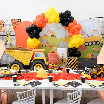 Play Modesto - Construction theme - Indoor Playcenter Near Me - Modesto, California Play Modesto - Construction theme - Indoor Playcenter Near Me - Modesto, California