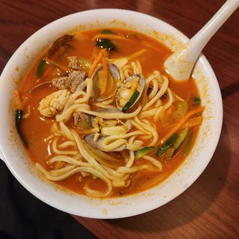 Jing Chuan Chinese Restaurant - Jam Pong Noodle. OMG, so delicious! I thought it would be spicier than the waitress described to me, but I can handle this just fine. - Chinese Near Me - Toledo, Ohio Jing Chuan Chinese Restaurant - Jam Pong Noodle. OMG, so delicious! I thought it would be spicier than the waitress described to me, but I can handle this just fine. - Chinese Near Me - Toledo, Ohio